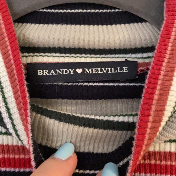 Brandy Melville ripped mock neck long sleeve - Picture 2 of 4